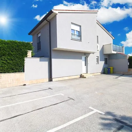 House Volme 2255 Hébergement de vacances *