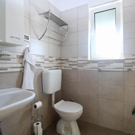House Volme 2255 Banjole