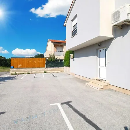 House Volme 2255